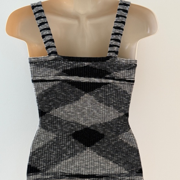 M MISONI SWEATER SIZE 4 US - 40 ITALIAN - Picture 2 of 11